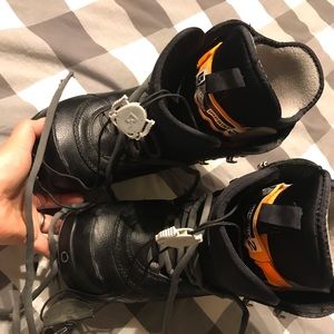 Burton Kids size 4 snowboarding boots
